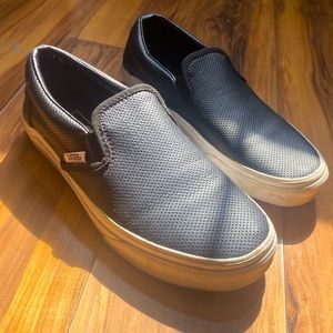 Womens vans slides size 7.